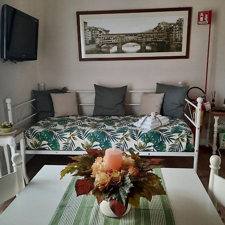 Messer Niccolo - Apartment In Firenze Kültér fotó